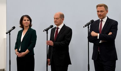 Germany edges closer to three-way coalition led by Social Democrats