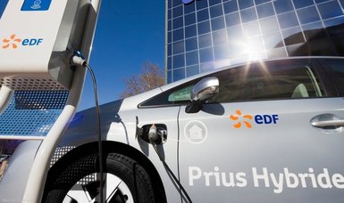 EU to open investigation into Chinese subsidies for electric cars