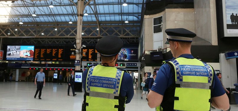 UK POLICE ARREST MAN AFTER HE CLAIMS TO HAVE A BOMB