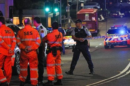 Avustralya’nın Sydney kentindeki plajda düzenlenen silahlı saldırıda 15 kişi hayatını kaybetti