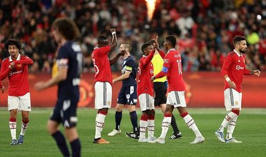 Manchester United begin Australian tour with 4-1 win over Melbourne