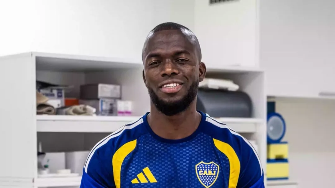 ARJANTİN KULÜBÜ BOCA JUNIORS, ENNER VALENCIA’YI 1.5 YILLIĞINA KADROSUNA KATTIĞINI AÇIKLADI.