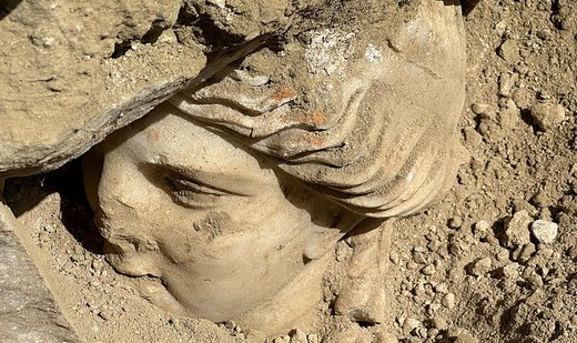 Turkish archaeologists unearth statue head of Hygieia