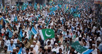 Thousands rally in Pakistan in solidarity with Kashmir