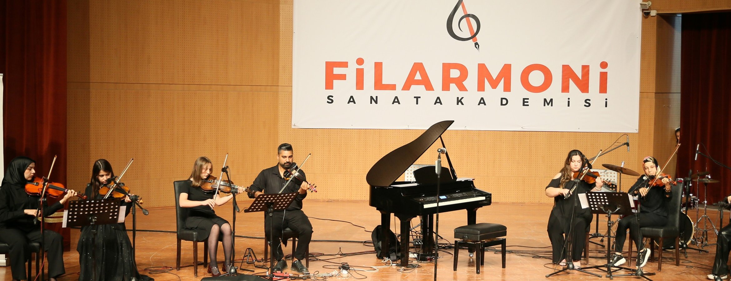 Kahramanmaraş’ta Filarmoni Sanat Akademisi öğrencileri konser verdi