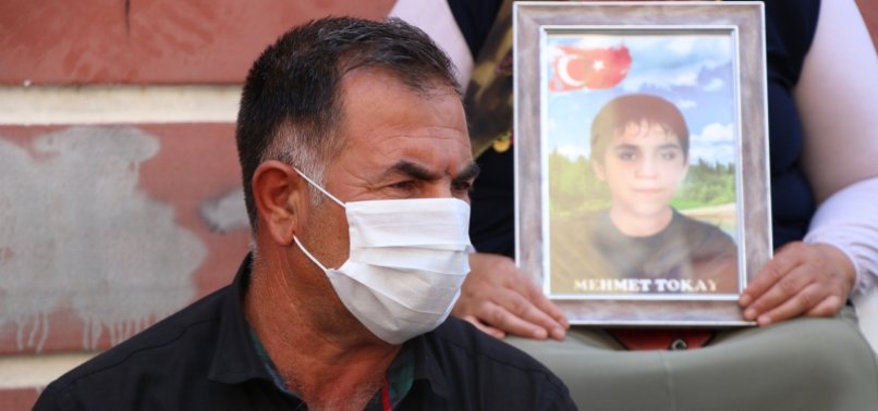 TURKEY: ANOTHER FAMILY JOINS ANTI-YPG/PKK PROTEST