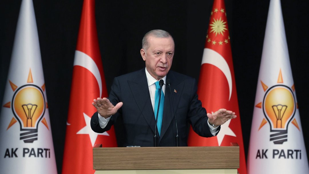 KARİKATÜR PROVOKASYONUNA SERT TEPKİ