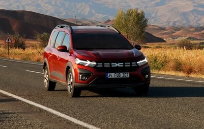 DACIA JOGGER SATIŞA SUNULDU