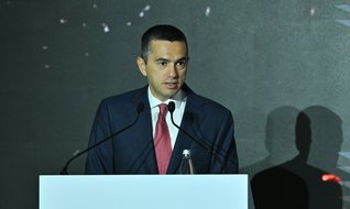 Yeni dünyanın 3 cisim problemi