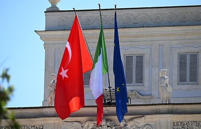 Türkiyeveİtalyaarasında11anlaşmayaimzalaratıldı