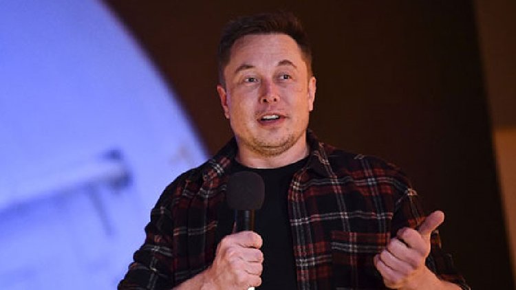 Elon Musk’tan ’uçan araba’ duyurusu