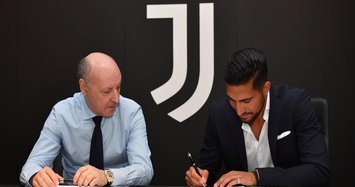 Juventus sign Liverpool midfielder Emre Can
