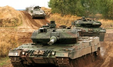 Spain to send 4 Leopard tanks to Ukraine next week
