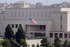 FETÖ’cülerle irtibatlı ABD konsolosluk çalışanı tutuklandı