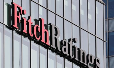 Fitch: Turkey’s outlook stable, credit rating at BB-