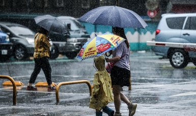 Taiwan to restore power after Typhoon Haikui batters island