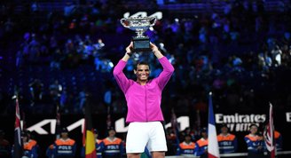 Rafael Nadaldan Avustralya Açıkta Tarihi Şampiyonluk
