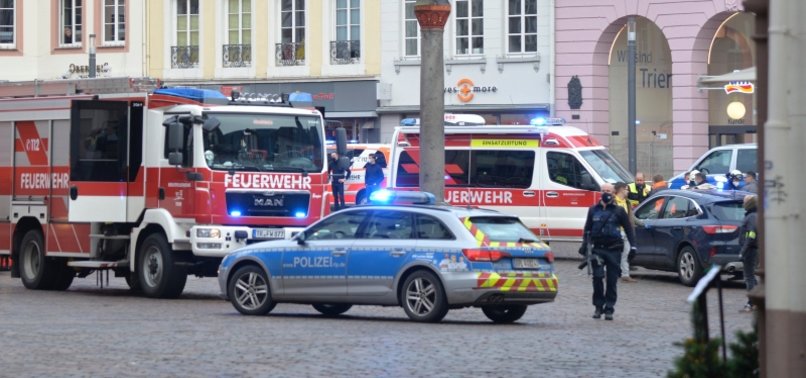 CAR HITS PEDESTRIANS IN GERMAN CITY OF TRIER; 2 KILLED, 15 INJURED