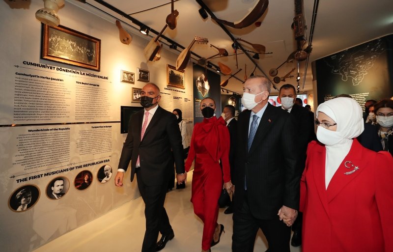 Cumhuriyete 98inci yıl hediyesi