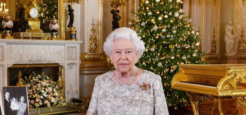 QUEEN ELIZABETH TO SPEND CHRISTMAS AT WINDSOR AMID OMICRON OUTBREAK