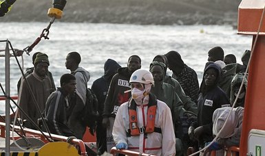 4 dead as migrant ship arrives at Spain's Canary Islands
