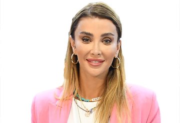 Özge Ulusoydan takipçisine haddini bildiren tepki!