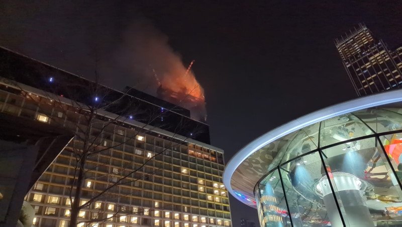 Massive fire engulfs under-construction site in Hong Kong