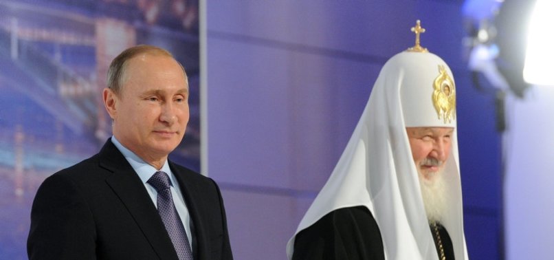 RUSSIAS ORTHODOX LEADER URGES UNITY, SAYS SUPPORTS PUTIN