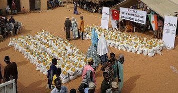 Turkish agency distributes food packages in Niger