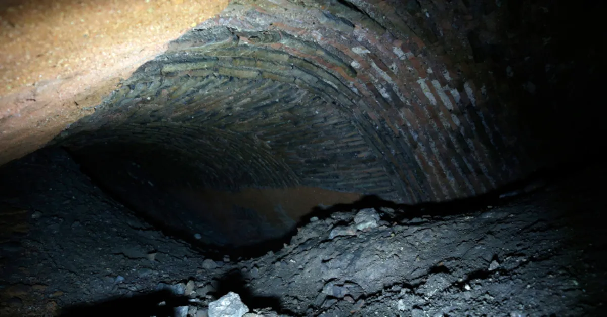 Large Underground Structure Amazing images from largest underground structures of Hagia Sophia