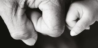 Çocuk konusu çocuk oyuncağı değil