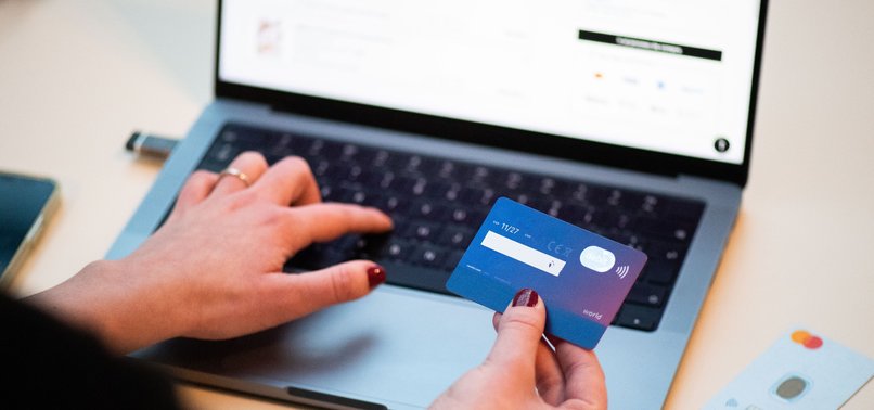 EU to eliminate €150 customs threshold for online shopping