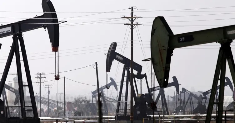 Küresel petrol talebi günlük 2 milyon varil artabilir