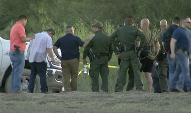 Three dead in Texas crash of US military helicopter on border patrol
