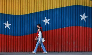 Varlık içinde yokluk çeken ülke...