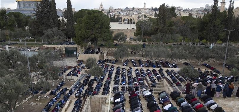 AFTER 16 YRS, PALESTINIANS PRAY AT JLEMS RAHMA MOSQUE