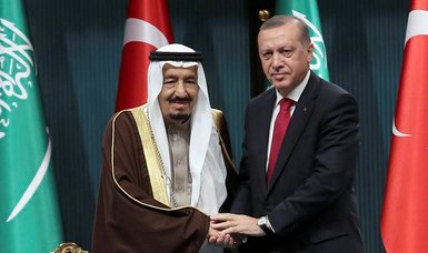 Erdoğan holds phone call with Saudi King Salman to discuss bilateral ties