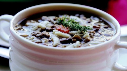 Erişteli Yeşil Mercimek Çorbası Tarifi