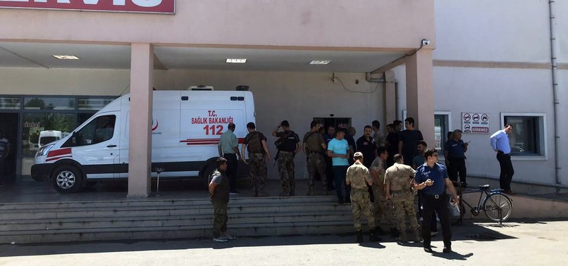 2 TURKISH SOLDIERS KILLED, 5 INJURED IN CLASH WITH PKK TERRORISTS NEAR IRAN BORDER
