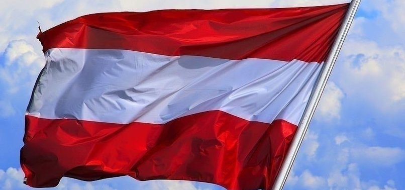AUSTRIA DECLARES 3 RUSSIAN DIPLOMATS PERSONA NON GRATA