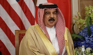 Donald Trump bestows a rare award on King Hamad of Bahrain