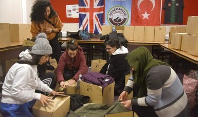 In just hours, Turkish community in UK collects 10 tons of aid for quake victims