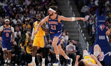 Klay Thompson's big night just enough as Golden State Warriors hold off Los Angeles Lakers