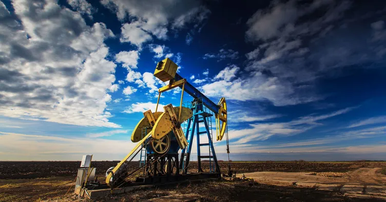 ABD dolarının güçlenmesi Brent petrolün fiyatını düşürdü