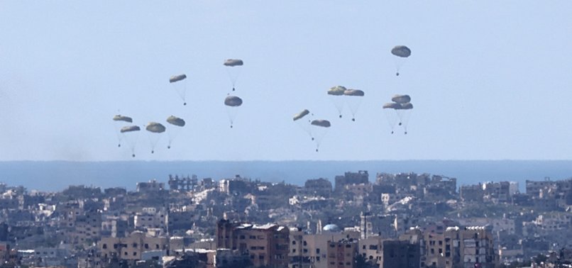SPAIN AIR DROPS 26 TONNES OF HUMANITARIAN AID TO GAZA