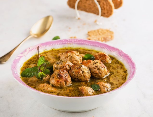 Hindi Köfteli Çorba