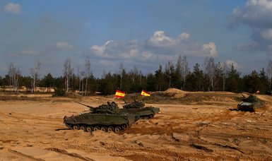 Canada to send 4 German-made Leopard 2 tanks to Ukraine