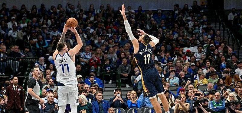 Doncic scores 34 points in triple-double, Mavs beat Pelicans