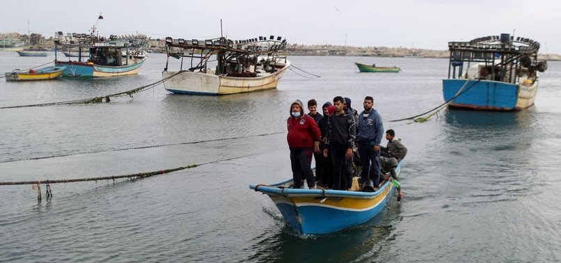 ISRAEL ARRESTS 6 PALESTINIAN FISHERMEN OFF GAZA COAST