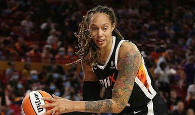 Brittney Griner officially rejoins Phoenix Mercury in 'special signing'